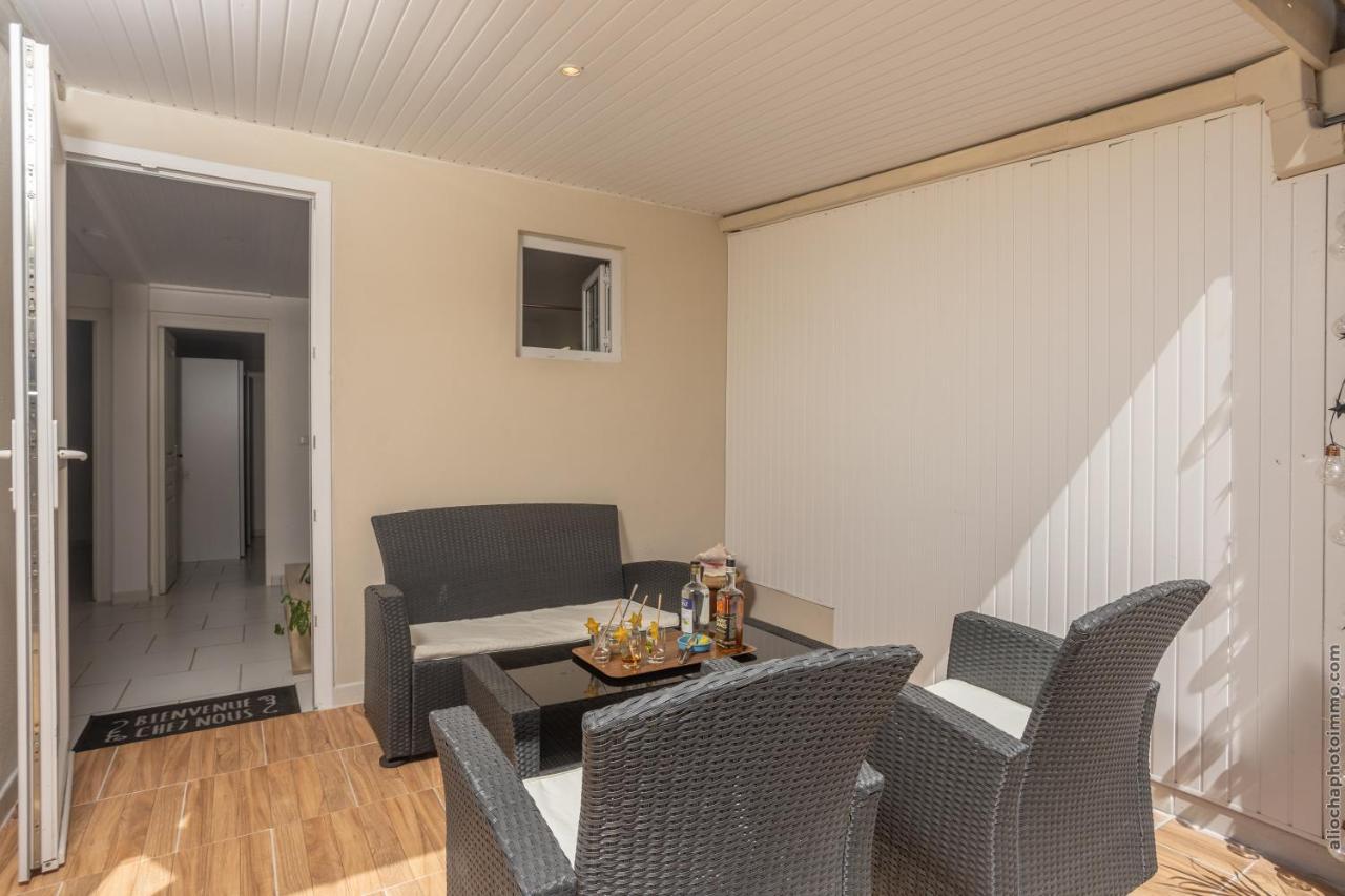 Alpinia - Appt Avec Piscine Partagee Apartment Saint-Pierre Bagian luar foto