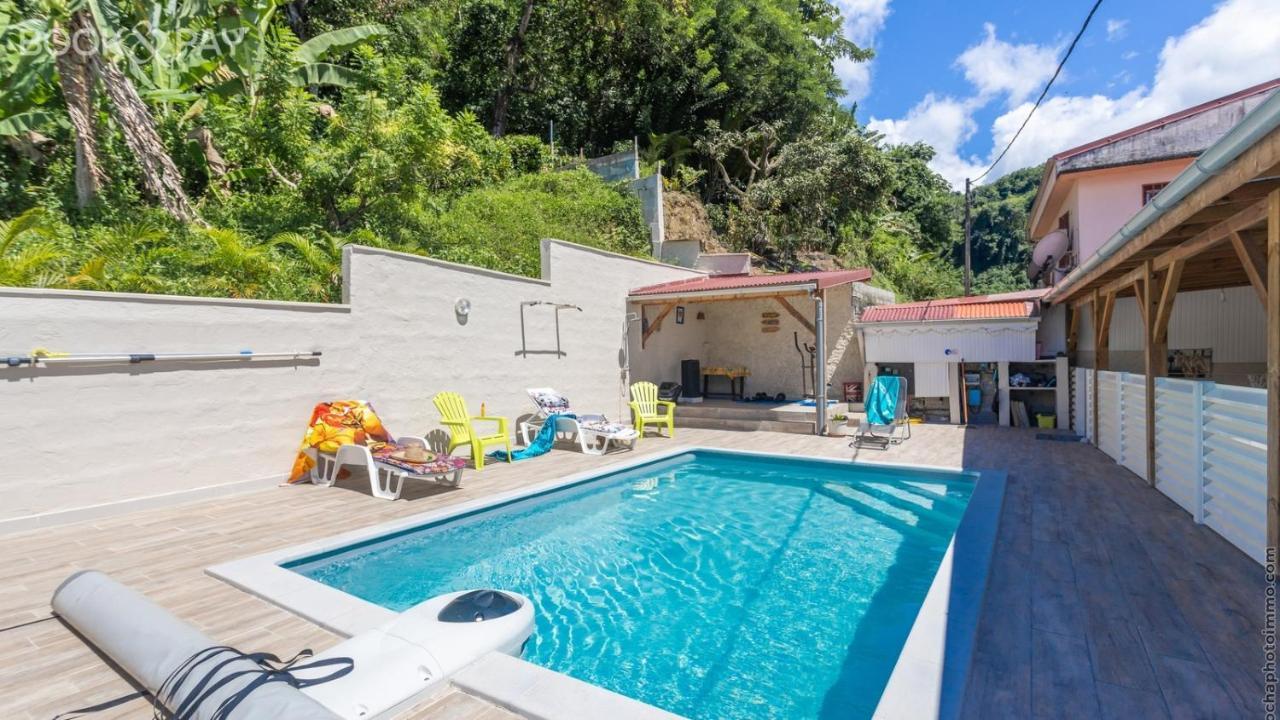 Alpinia - Appt Avec Piscine Partagee Apartment Saint-Pierre Bagian luar foto